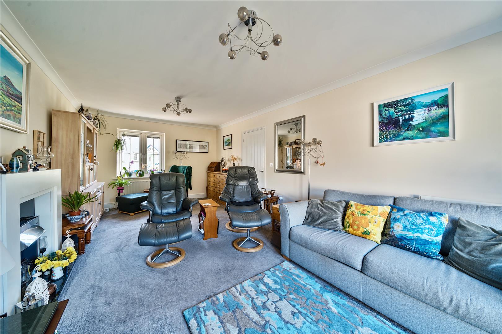 Rhes Brickyard Row, Machynys, SA15 2DZ